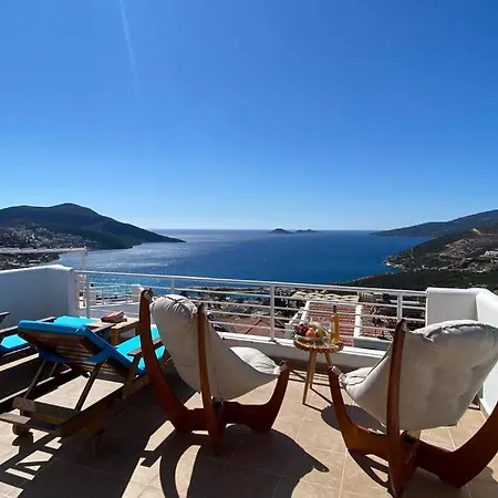 Kalkan Merkezde Deniz Manzaralı Müstakil Villa Lotus *
